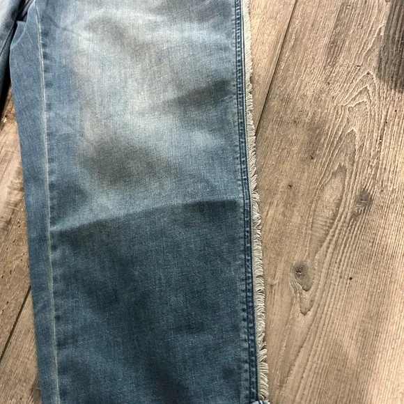 J. Jill Denim Womens Jeans Size 16 high rise ankle crop fringe raw seam - Picture 2 of 5